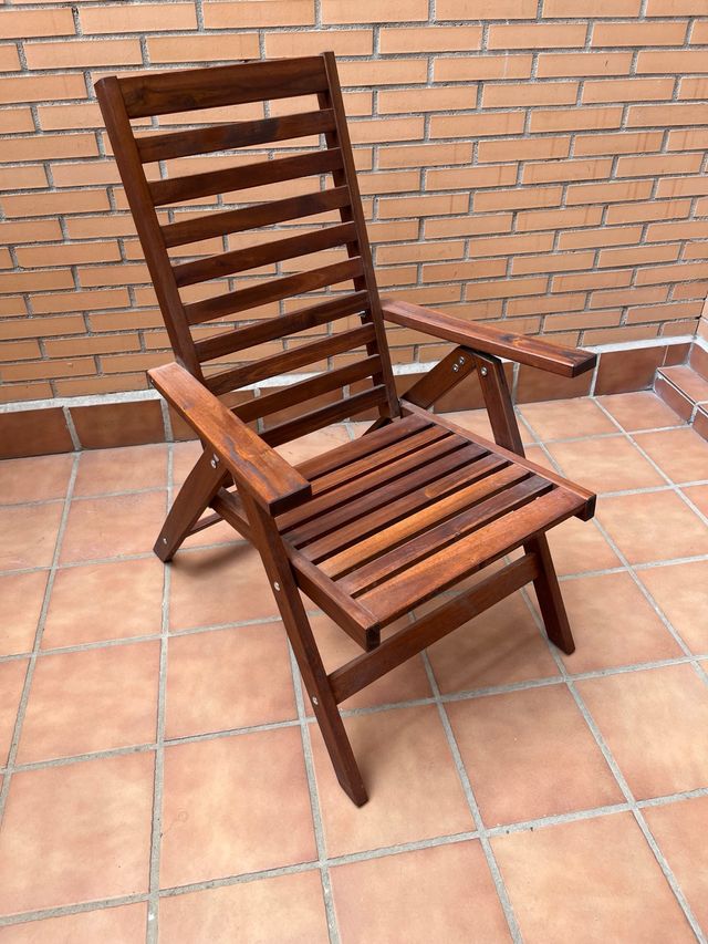 Butacas de exterior de madera Ikea