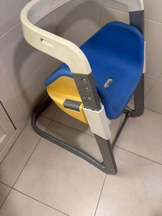 Silla elevable Chicco para niño