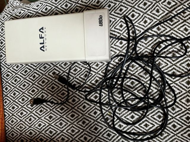 Adaptador WiFi ALFA Network UBDO de largo alcance