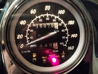 Moto Kymco Negra