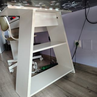 Mesa de escritorio de cristal