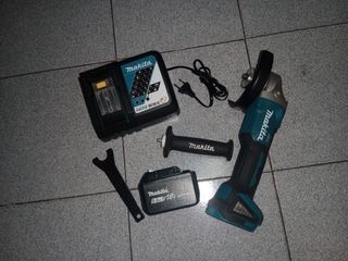 Radial Makita + Batería y Cargador