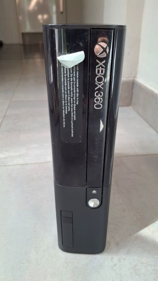 Xbox 360 E para piezas