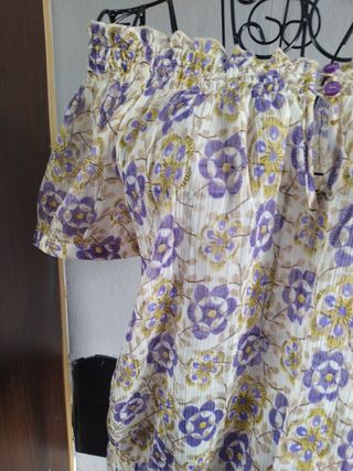Blusa gasa floral hombros descubiertos