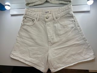 Pantalón corto blanco Pull&Bear