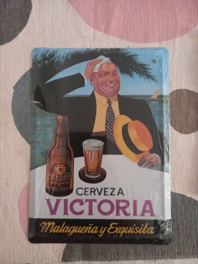 Chapa Metálica Cerveza Victoria Málaga