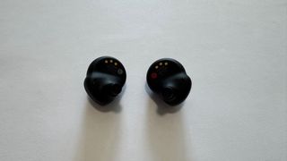 Sony WF-1000XM4 negros como nuevos y extras