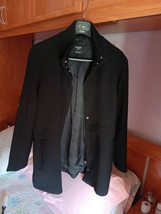 Parka Mango Negra