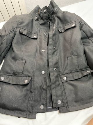 Chaqueta de moto negra
