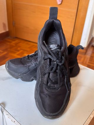 Zapatillas Nike Ryz 365 Talla 38
