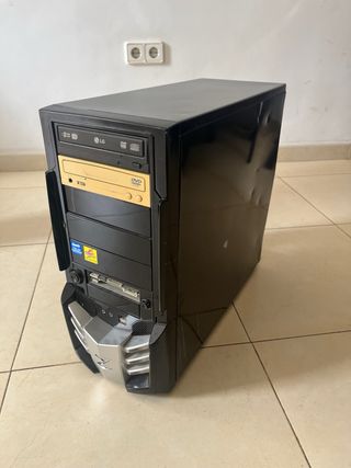 Caja PC Asus Negra