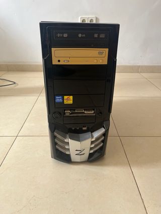 Caja PC Asus Negra