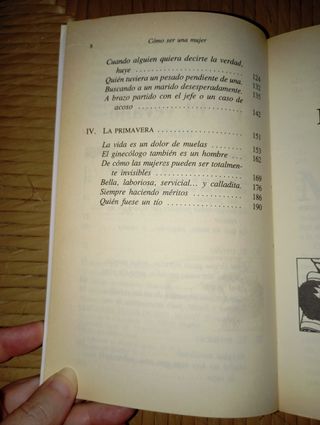Libro:Cómo ser una mujer y no morir en el intento