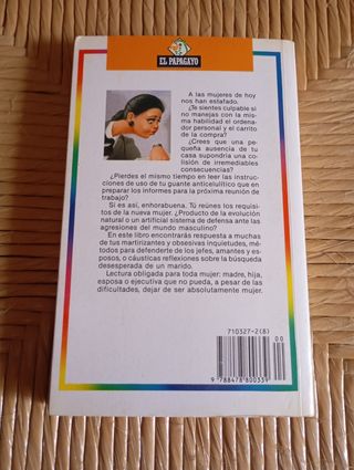 Libro:Cómo ser una mujer y no morir en el intento