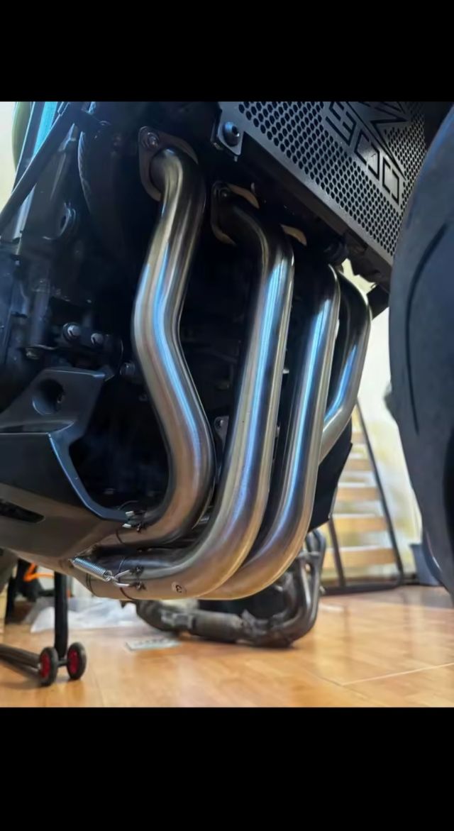 Colectores linea recta Kawasaki Z900 A2 2018-2024