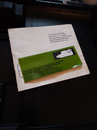 Macchina da scrivere Olivetti Lettera 36 C