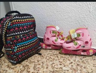 Patines rosas con mochila estampada