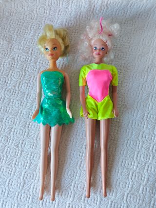 Muñecas Barbie ochentera o campanilla