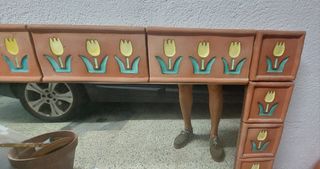 Espejo artesanal grande de cerámica con tulipanes