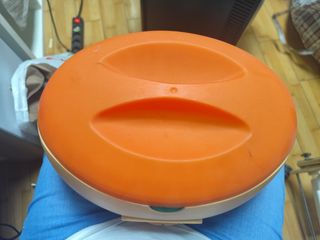 Calentador de parafina naranja