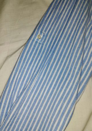 Camisa de rayas azul y blanca de Zara