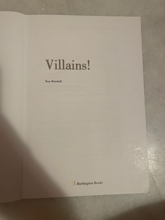 VILLAINS 4§ESO BAR