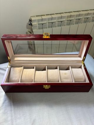 Caja para 6 relojes de madera