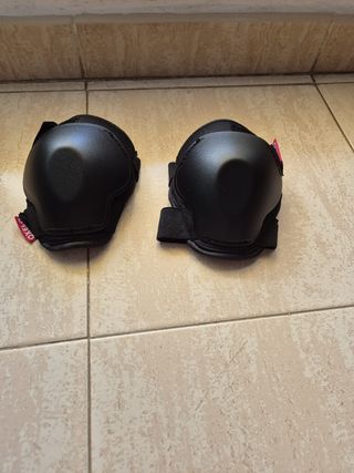 Protecciones Oxelo Rodillas y Codos