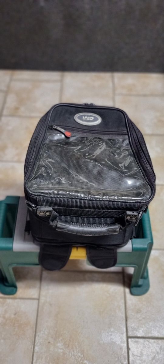 Borsa da serbatoio espandibile GIVI