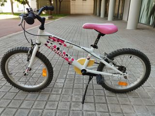 Bicicleta infantil Conor blanca y rosa 18 pulgadas