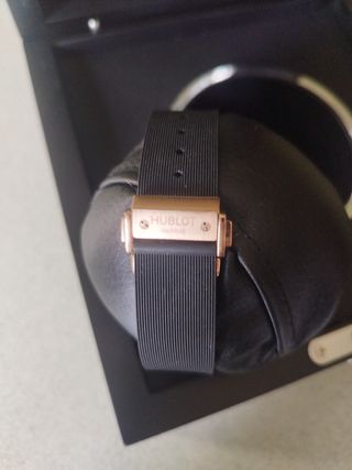Reloj tipo Hublot Mujer color rosado esfera blanca