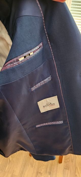 Traje de hombre chaqueta y pantalón azul