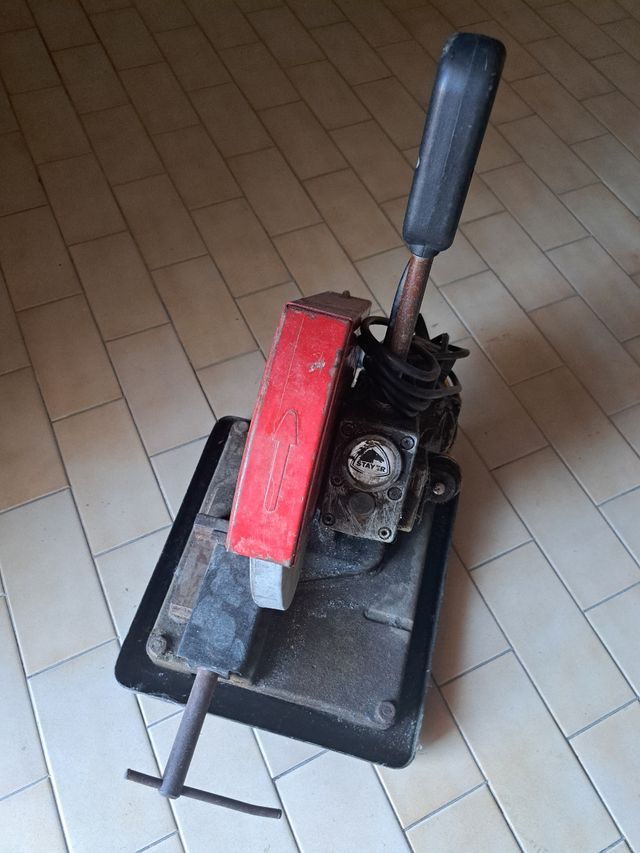 Sega per ferro Stayer