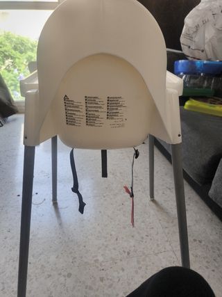 Trona infantil blanca