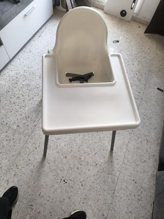 Trona infantil blanca