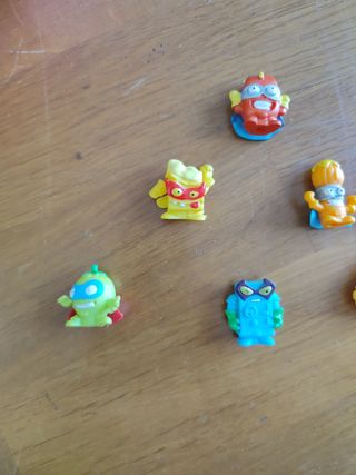 Lote de 6 Muñecos Superthings muy bonitos