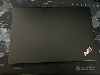 Lenovo Thinkpad T495s ryzen 16GB RAM 512GB SSD