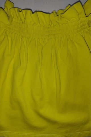 Top palabra de honor amarillo de Zara