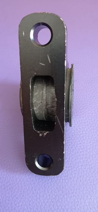 Buje Brazo Control Suspensión Jeep Cherokee.