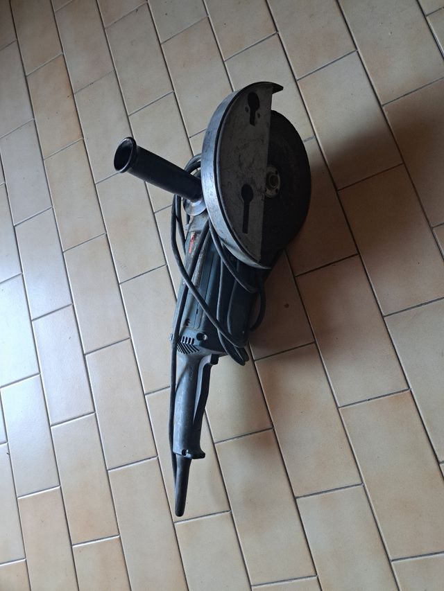 Smerigliatrice Bosch Grande