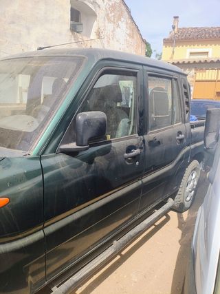 Mahindra KUV100 2007