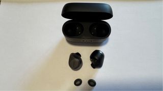 Auriculares Jabra Elite 85t más extras