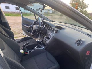 Peugeot 308 2010