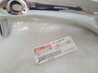Embellecedor Asidero Derecho Yamaha Ybr 125 2008