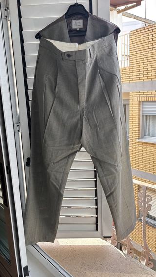 Traje Zara Gris Chaqueta y Chaleco 