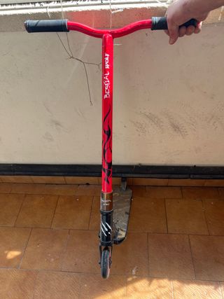 Patinete Bestial Wolf Rojo