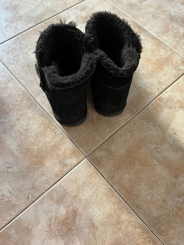 Botas negras de ante con pelo