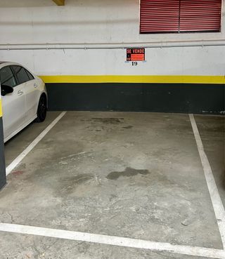 Garaje y trastero en venta