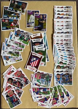 Lote 127 cartas Liga Este 24/25