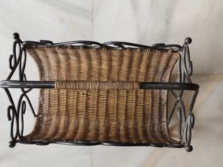 Revistero Hierro y Mimbre